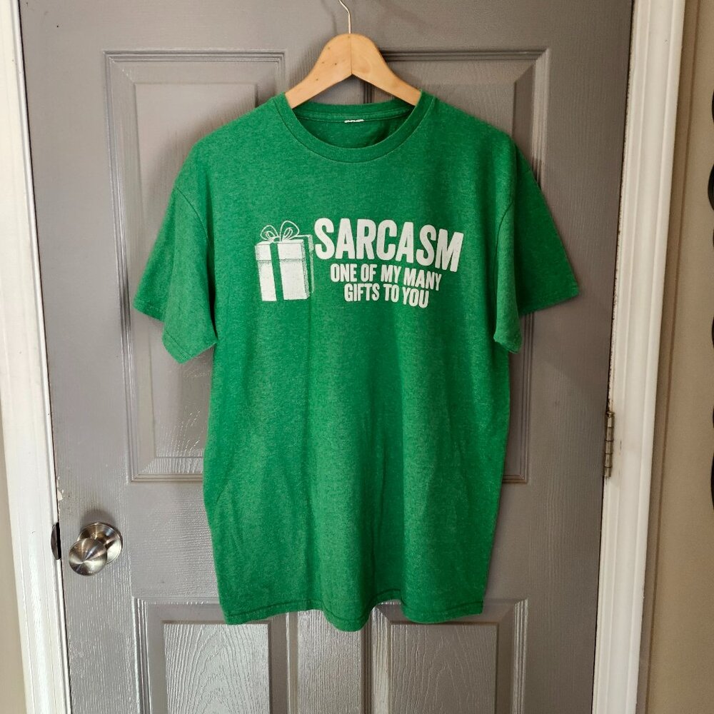 Funny Graphic Christmas T-Shirt for Men / Size Large